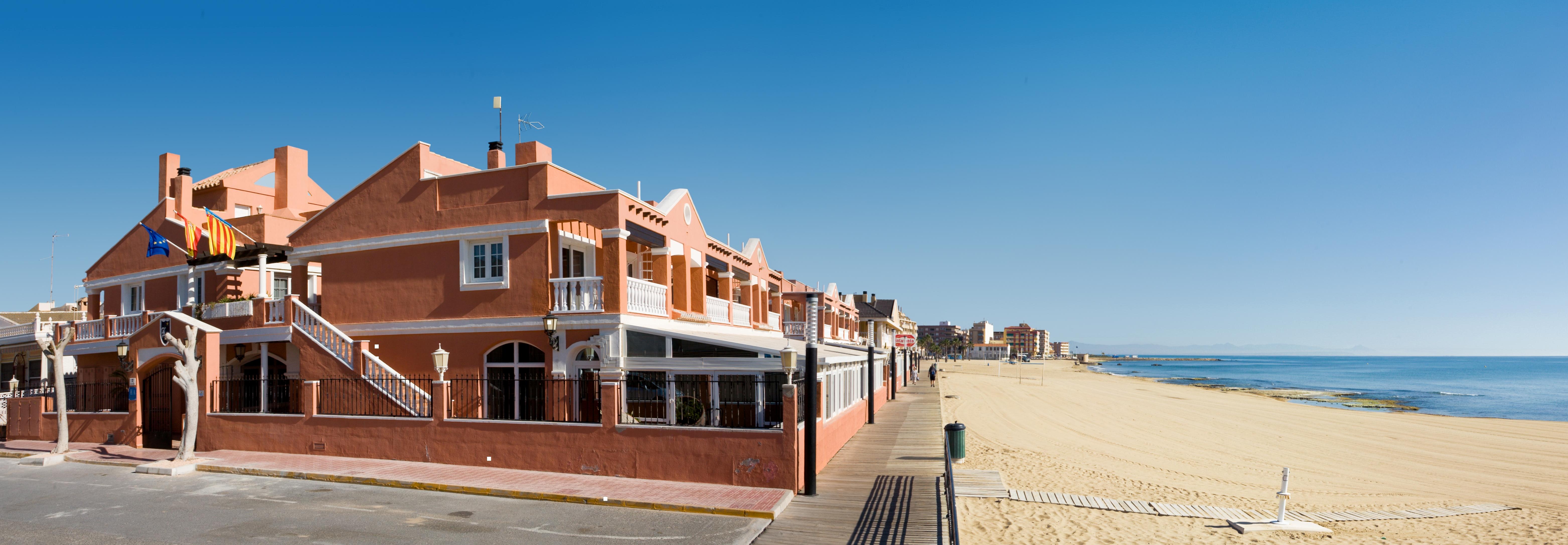 Lloyds Beach Club Torrevieja Exterior photo